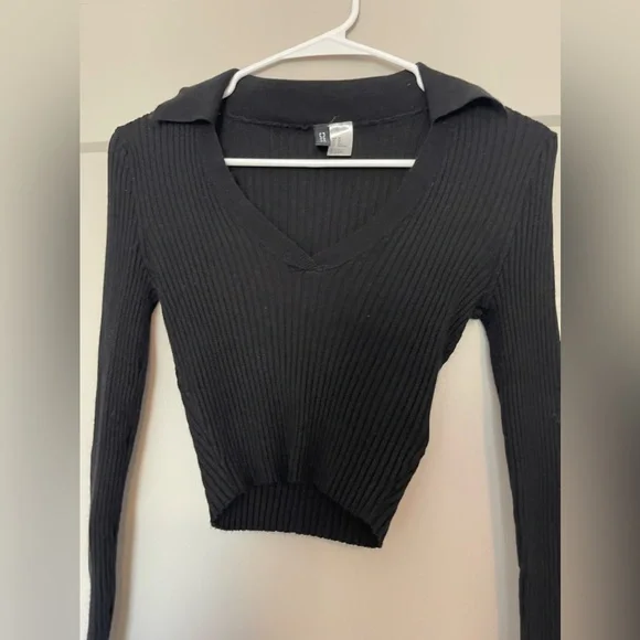 H&M Collared Ribbed Top - Picture 2 of 4
